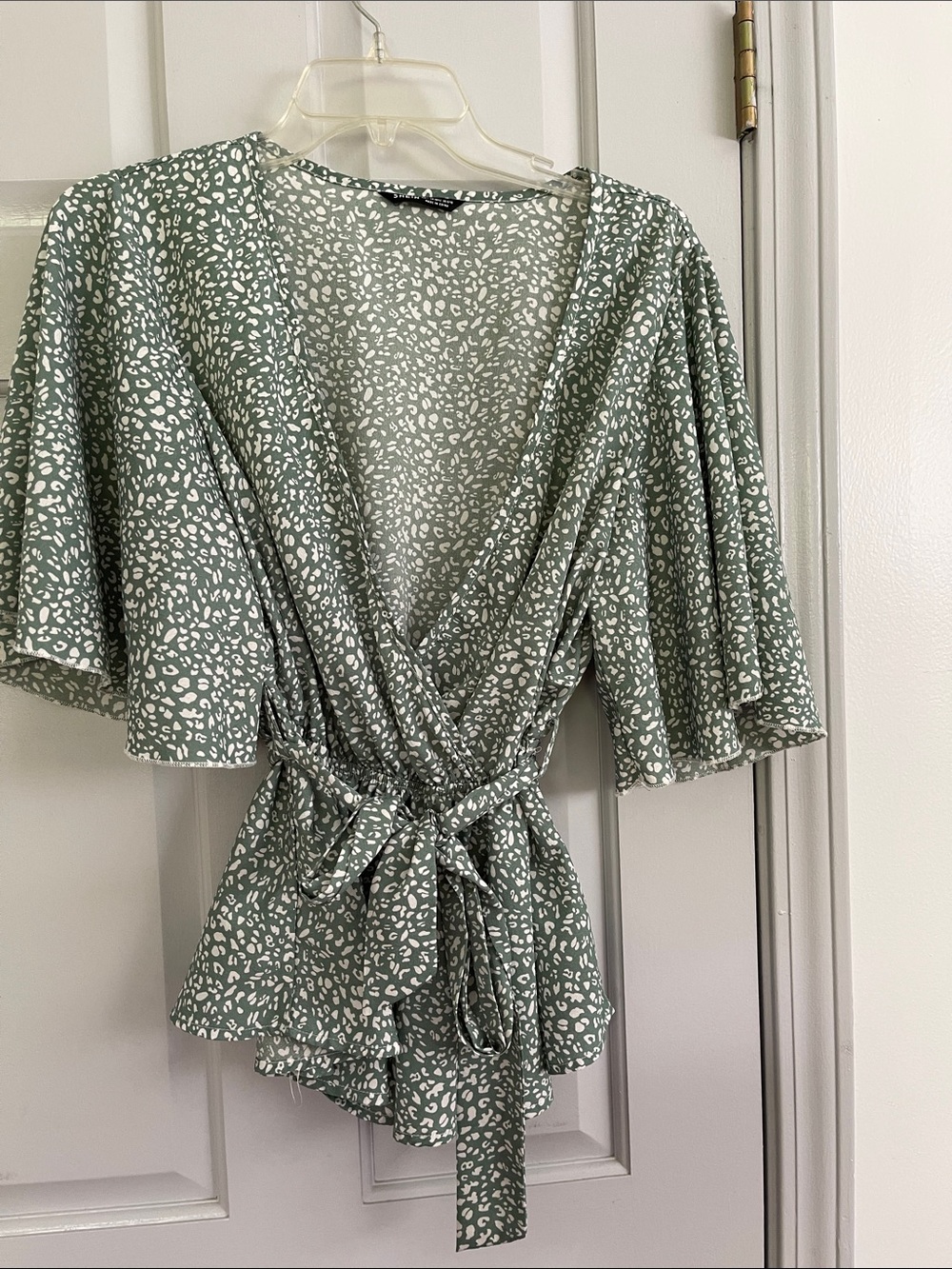 SHEIN Sage Green Printed Wrap Top with Tie Waist